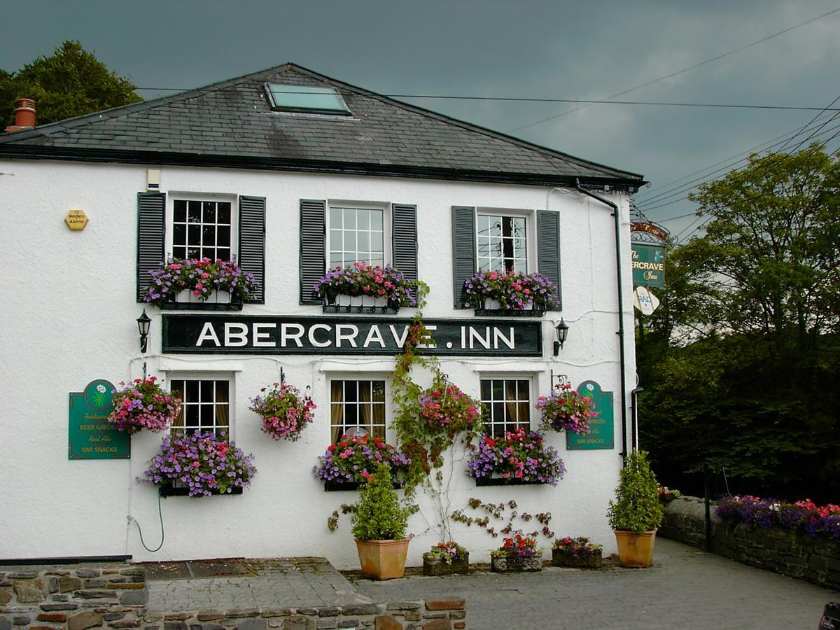 Abercraf The Abercrave Inn מראה חיצוני תמונה